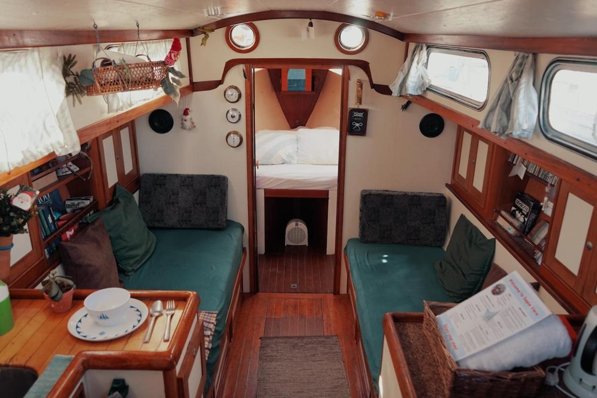 Cozy Lisbon Marina Sleepaboard - Sail Away Hotell Eksteriør bilde